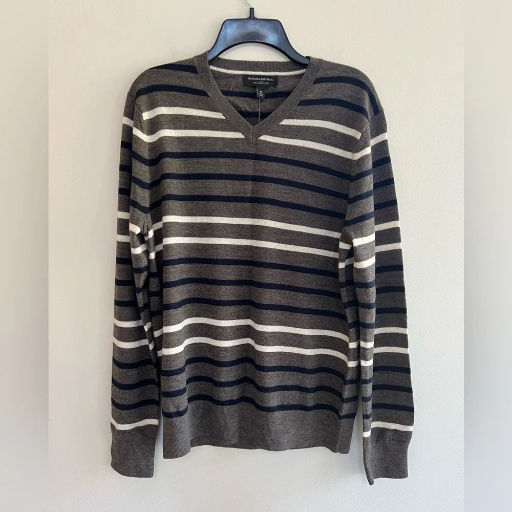 Banana Republic NWT Merino Wool Striped Pullover Sweater, Warm Gray + Navy, M